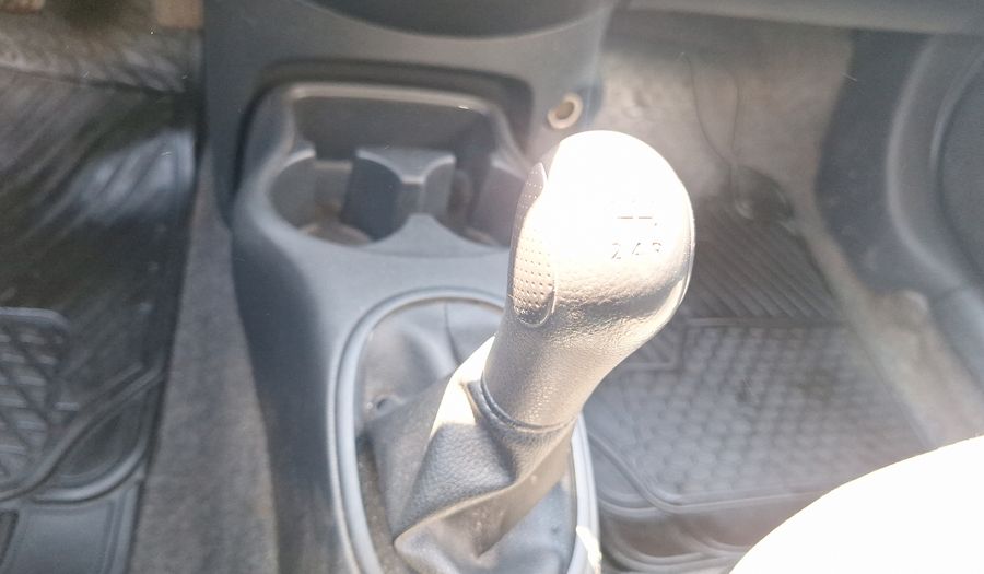 Nissan March 1.6 ACTIVE Hatchback 2016