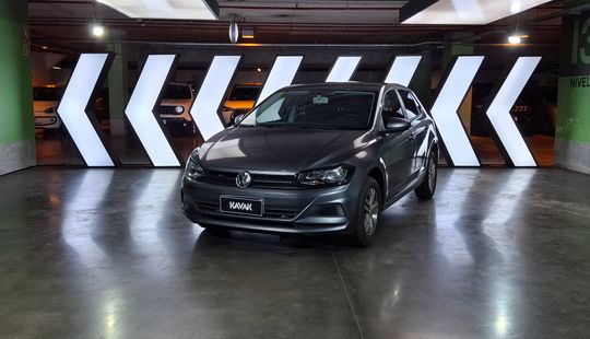 Volkswagen • Polo
