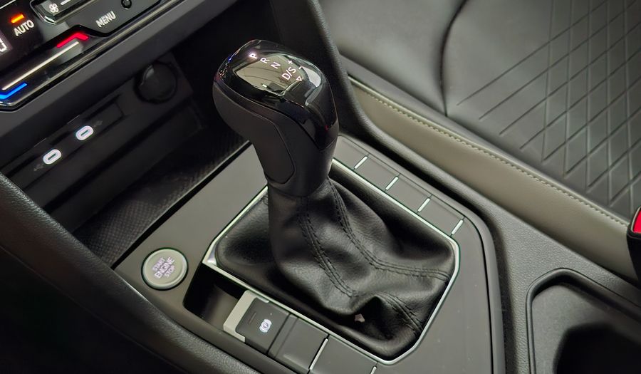 Volkswagen Taos 1.4 250 TSI COMFORTLINE AUTO Suv 2025