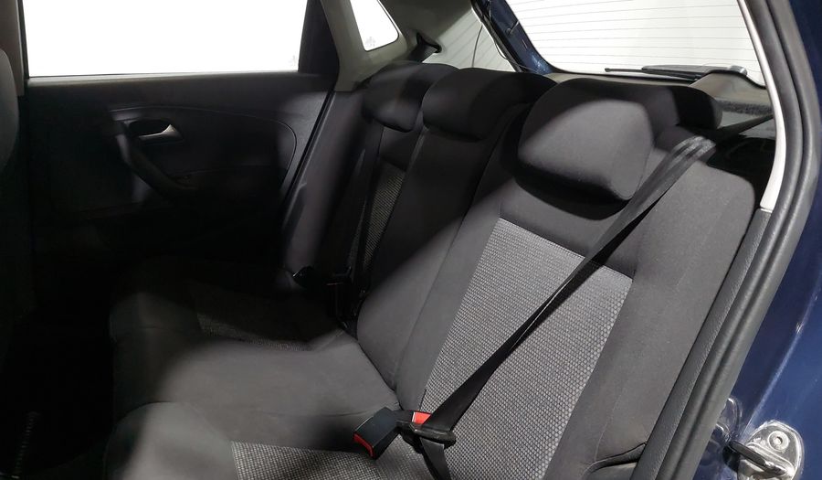 Volkswagen Polo 1.6 TIPTRONIC Hatchback 2015