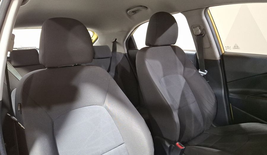 Kia Rio 1.6 LX MT Hatchback 2016