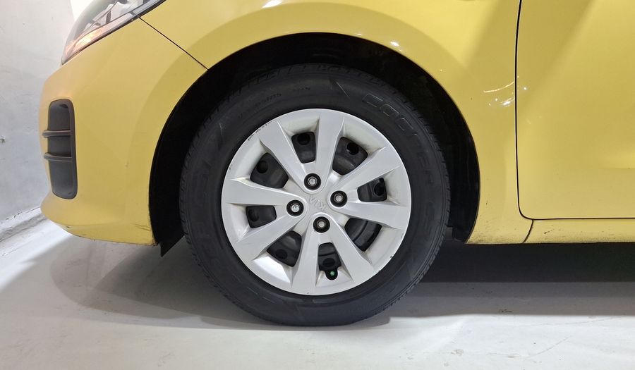 Kia Rio 1.6 LX MT Hatchback 2016