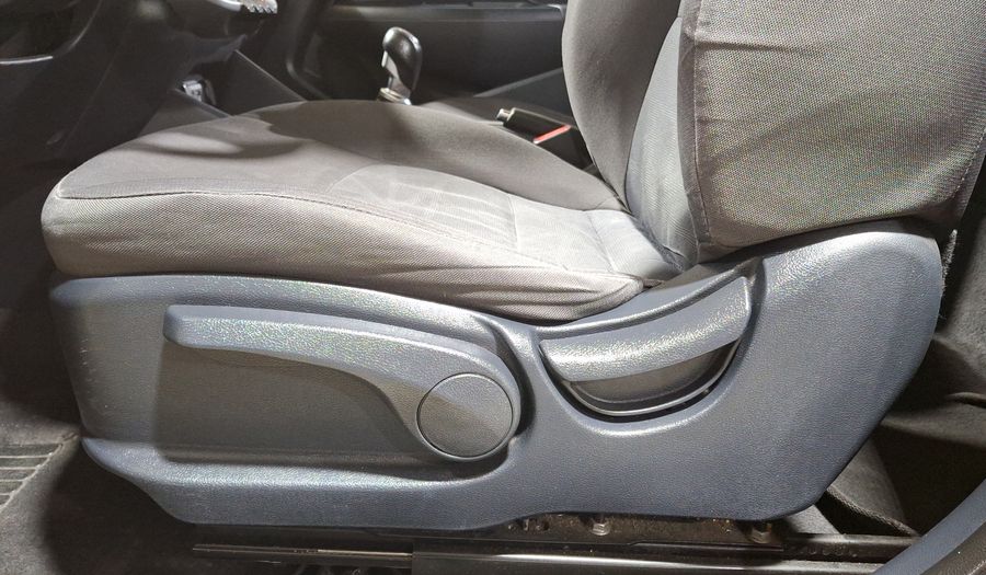 Kia Rio 1.6 LX MT Hatchback 2016