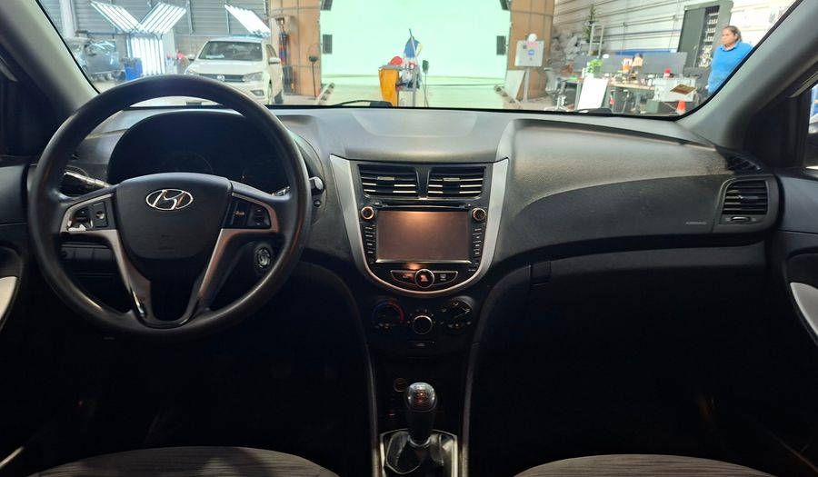 Hyundai Accent 1.4 RB GL AC 2AB ABS HB Hatchback 2016