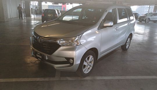 Toyota • Avanza