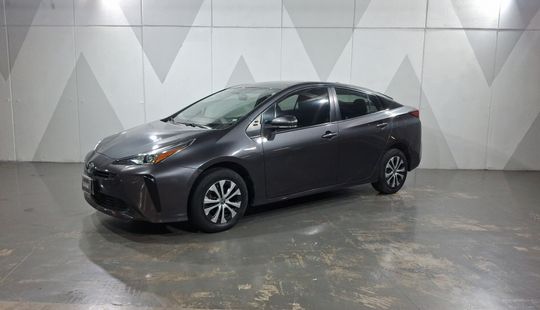 Toyota • Prius