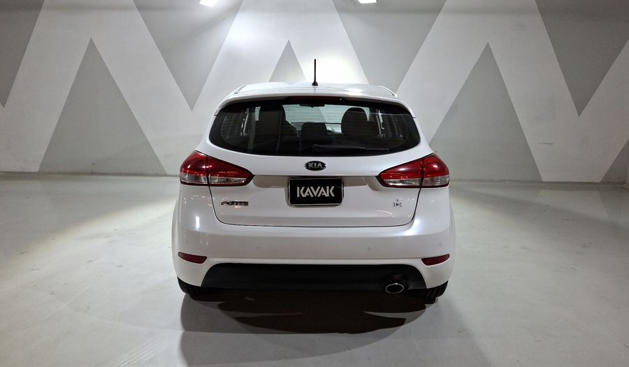 Kia Forte 2.0 EX AUTO Hatchback 2018