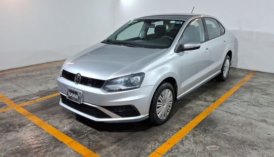 Volkswagen • Vento
