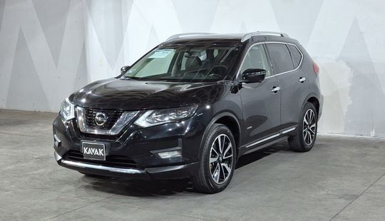 Nissan • X-Trail