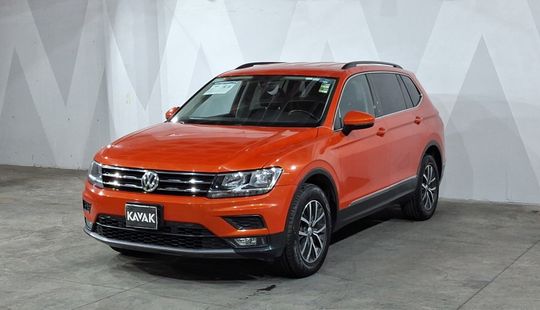 Volkswagen • Tiguan