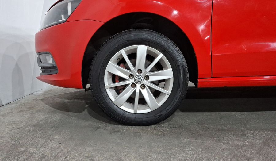 Volkswagen Polo 1.6 MT Hatchback 2017