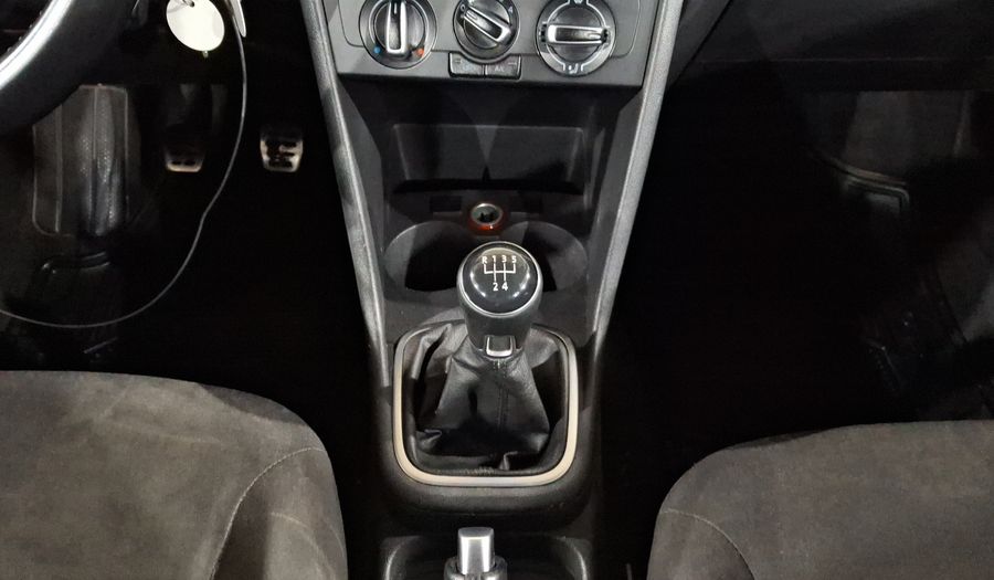 Volkswagen Polo 1.6 MT Hatchback 2017