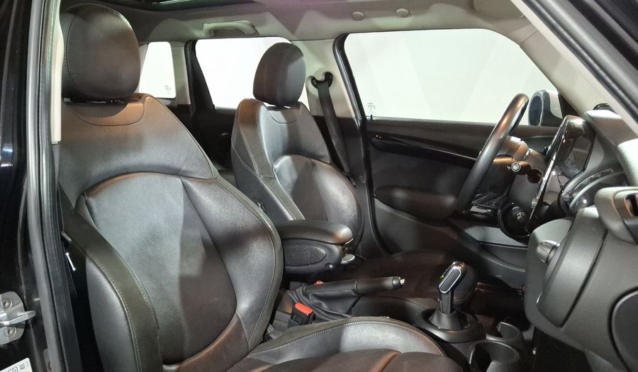 Mini Cooper 1.5 COOPER PEPPER DCT Hatchback 2019