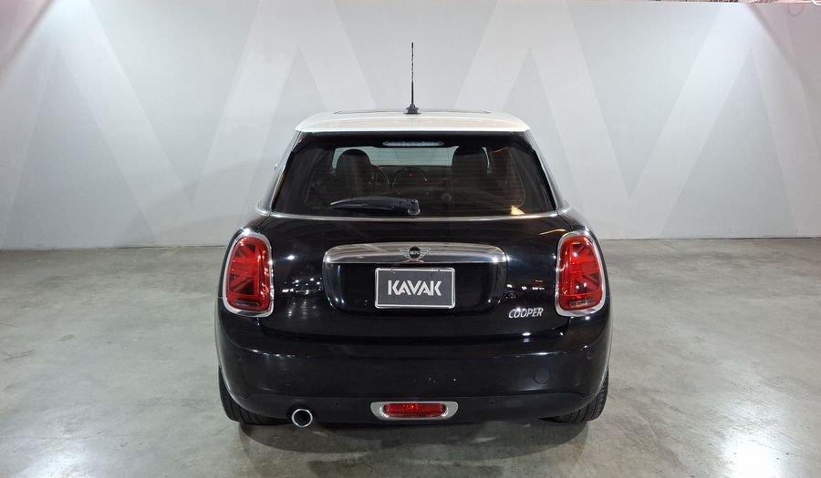 Mini Cooper 1.5 COOPER PEPPER DCT Hatchback 2019