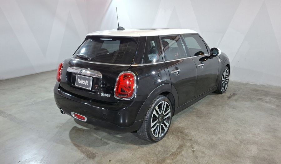 Mini Cooper 1.5 COOPER PEPPER DCT Hatchback 2019