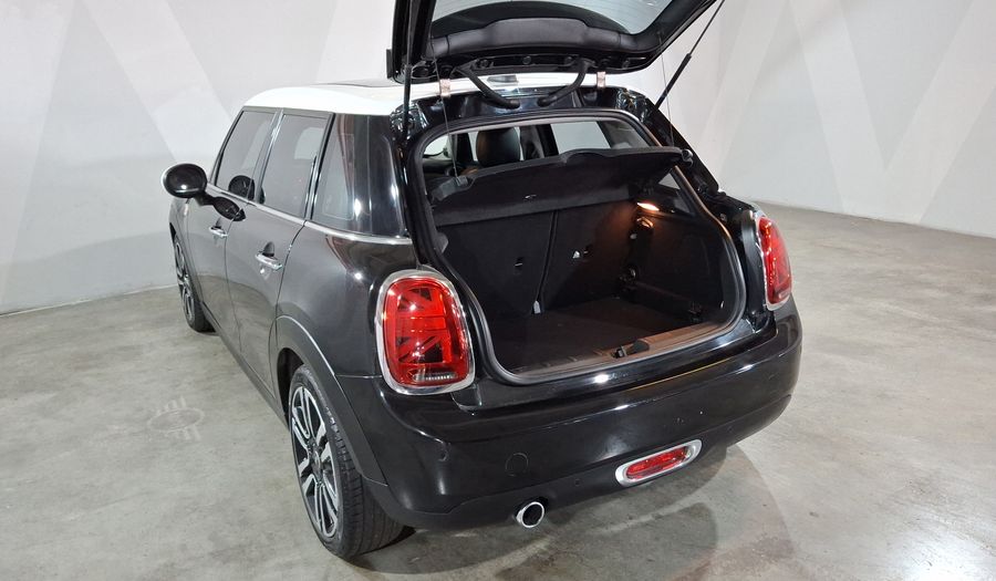 Mini Cooper 1.5 COOPER PEPPER DCT Hatchback 2019