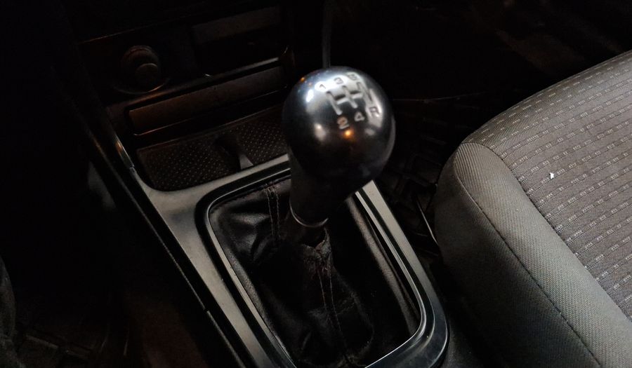 Samsung Sm3 1.6 PE (ENTRY) Sedan 2012