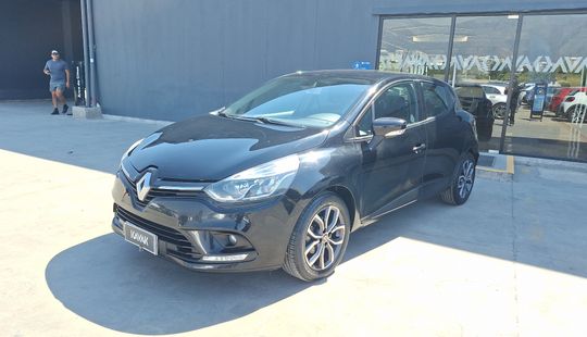 Renault • Clio