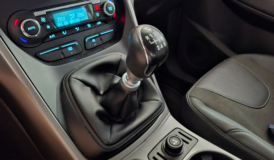 Ford Kuga 1.6 ECOBOOST SEL Suv 2015