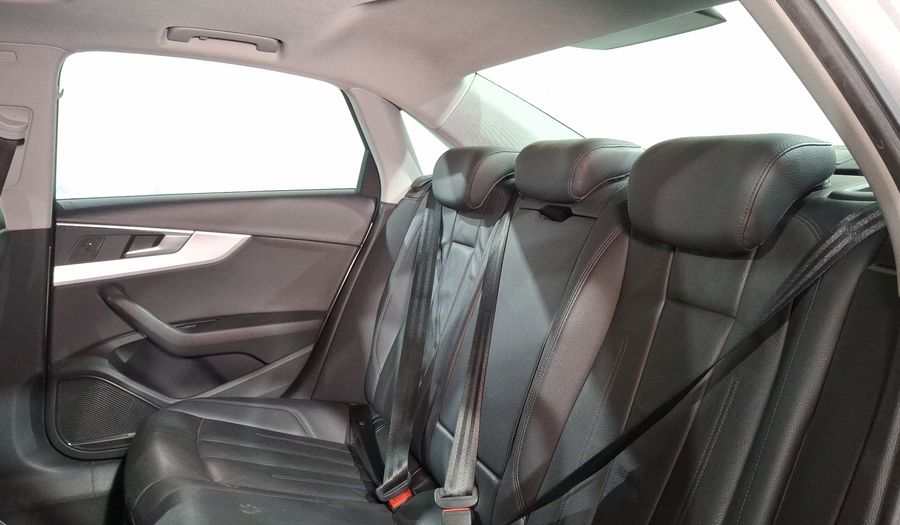 Audi A4 2.0 TFSI SELECT S-TRONIC QUATTRO Sedan 2017