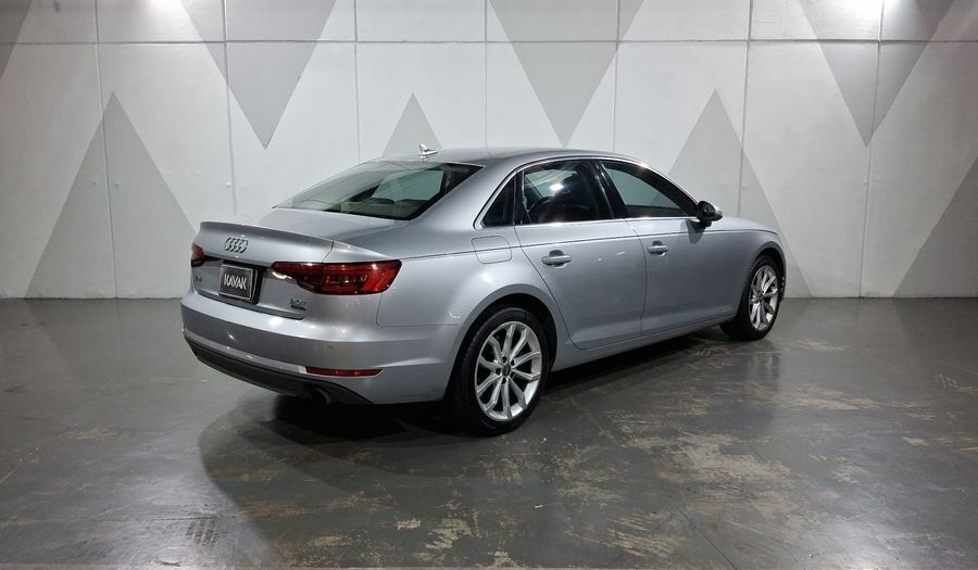 Audi A4 2.0 TFSI SELECT S-TRONIC QUATTRO Sedan 2017