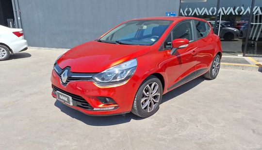 Renault • Clio