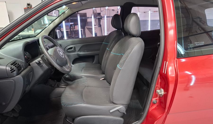 Renault Clio 1.1 CONFORT PLUS Hatchback 2014