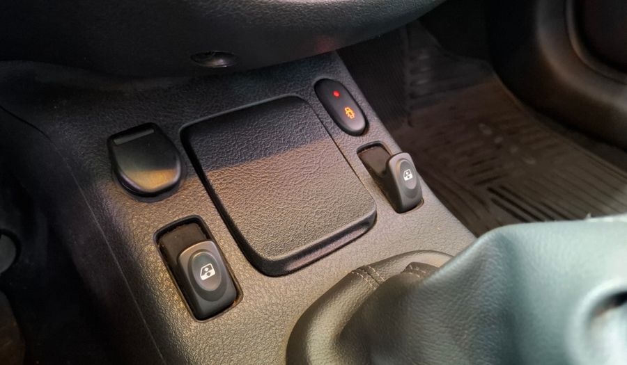 Renault Clio 1.1 CONFORT PLUS Hatchback 2014