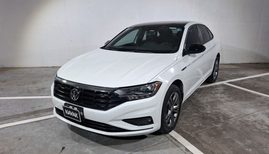 Volkswagen • Jetta