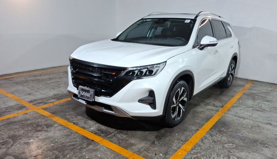 2022 • 23,000 km • Automático