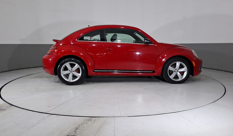 Volkswagen Beetle 2.0 TURBO DSG Hatchback 2012