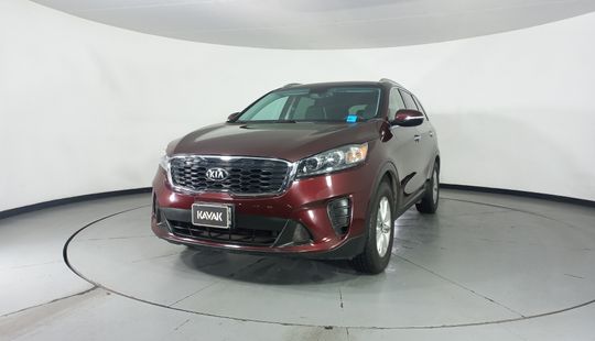 Kia • Sorento
