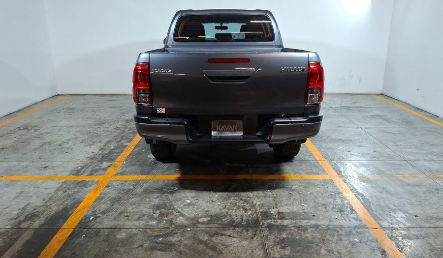 Toyota Hilux 2.7 SR DOBLE CABINA Pickup 2021
