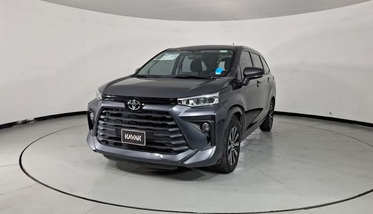 Toyota • Avanza