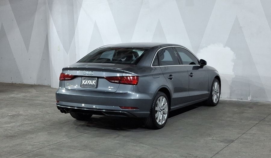 Audi A3 2.0 SELECT DCT Sedan 2018
