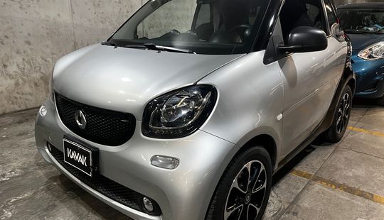 Smart • Fortwo