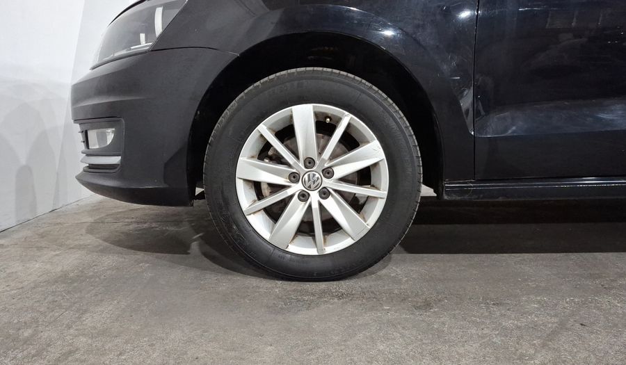 Volkswagen Vento 1.6 HIGHLINE TIPTRONIC Sedan 2017