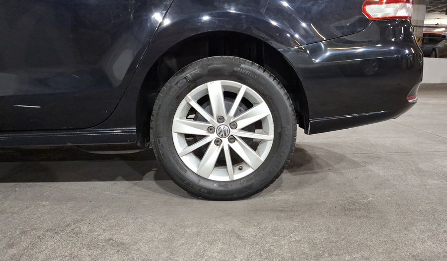 Volkswagen Vento 1.6 HIGHLINE TIPTRONIC Sedan 2017