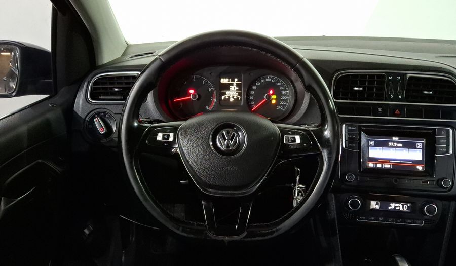 Volkswagen Vento 1.6 HIGHLINE TIPTRONIC Sedan 2017
