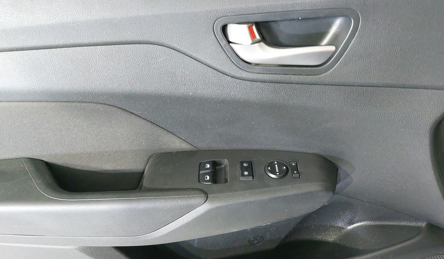 Hyundai Accent 1.6 GL Hatchback 2020