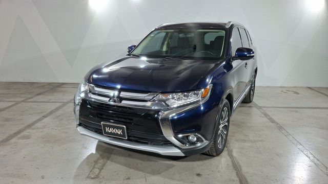Mitsubishi • Outlander