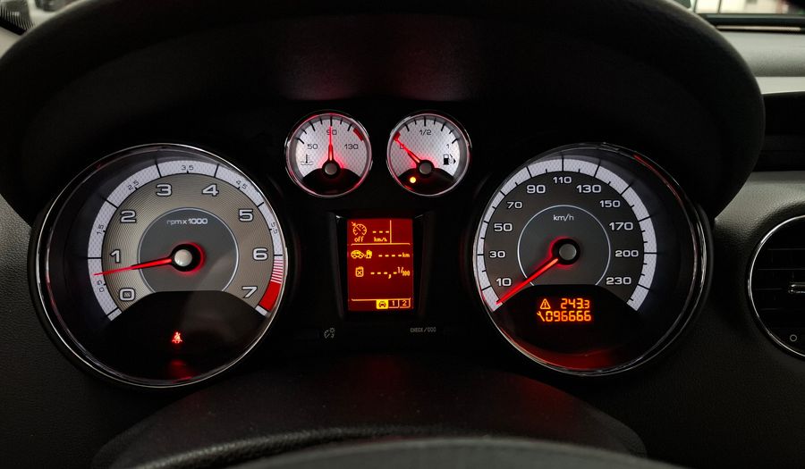 Peugeot 308 1.6 ALLURE Hatchback 2016