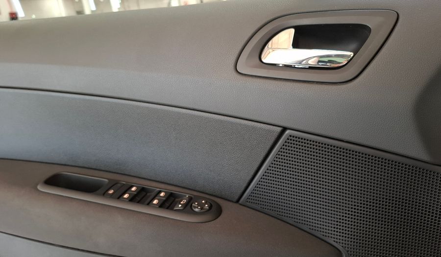 Peugeot 308 1.6 ALLURE Hatchback 2016