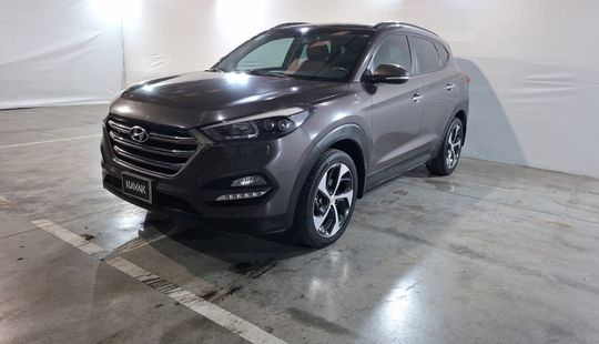 Hyundai • Tucson