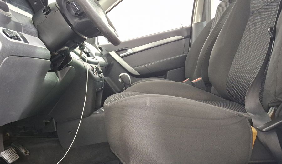 Chevrolet Aveo 1.6 AT E Sedan 2013