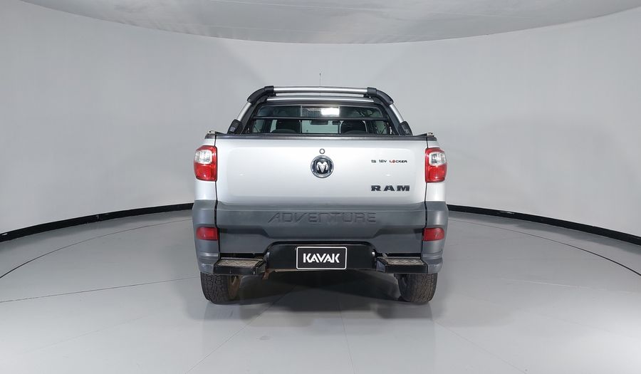 Ram 700 1.6 CLUB CAB FWD 4L 5MT Pickup 2016