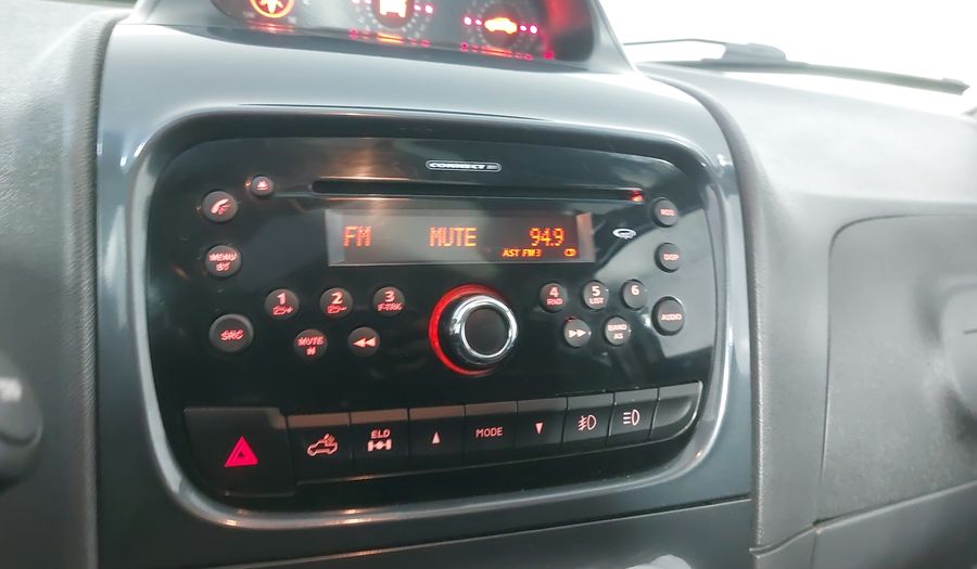 Ram 700 1.6 CLUB CAB FWD 4L 5MT Pickup 2016