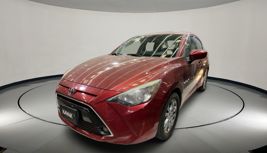 Toyota • Yaris