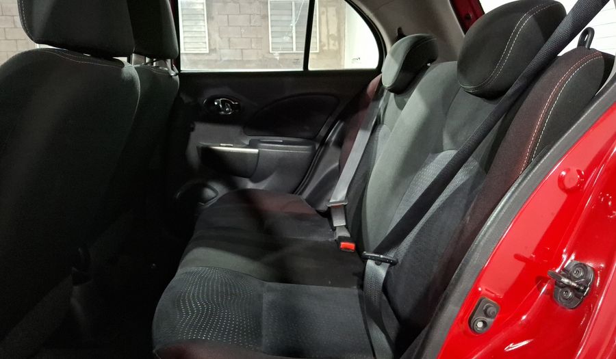 Nissan March 1.6 EXCLUSIVE BI-TONO AUTO Hatchback 2019