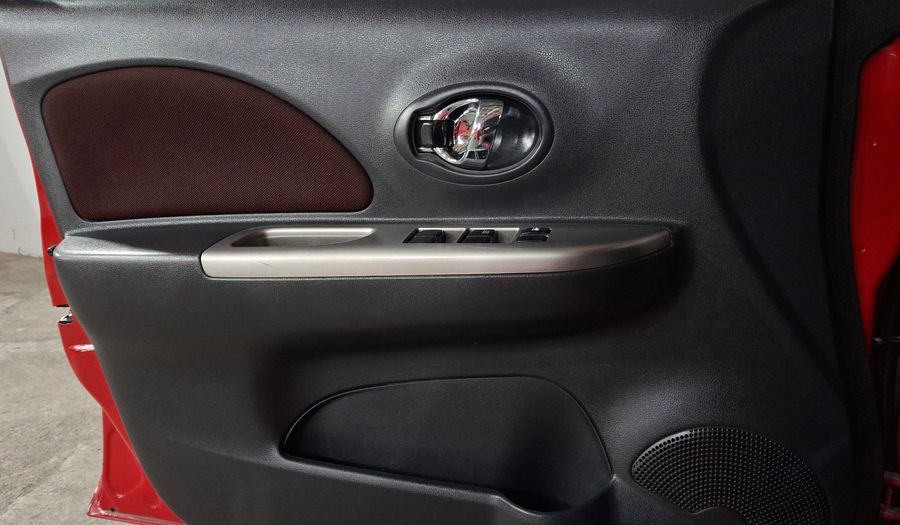 Nissan March 1.6 EXCLUSIVE BI-TONO AUTO Hatchback 2019